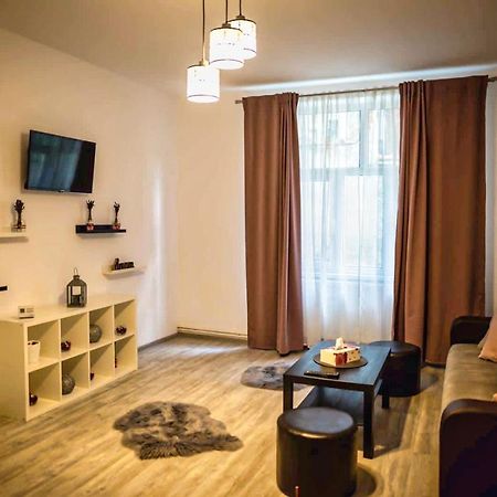 Апартаменты The Nest@Pinehouse Брашов Экстерьер фото